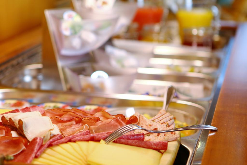Hotel-Restaurant Wanders Elten Ngoại thất bức ảnh