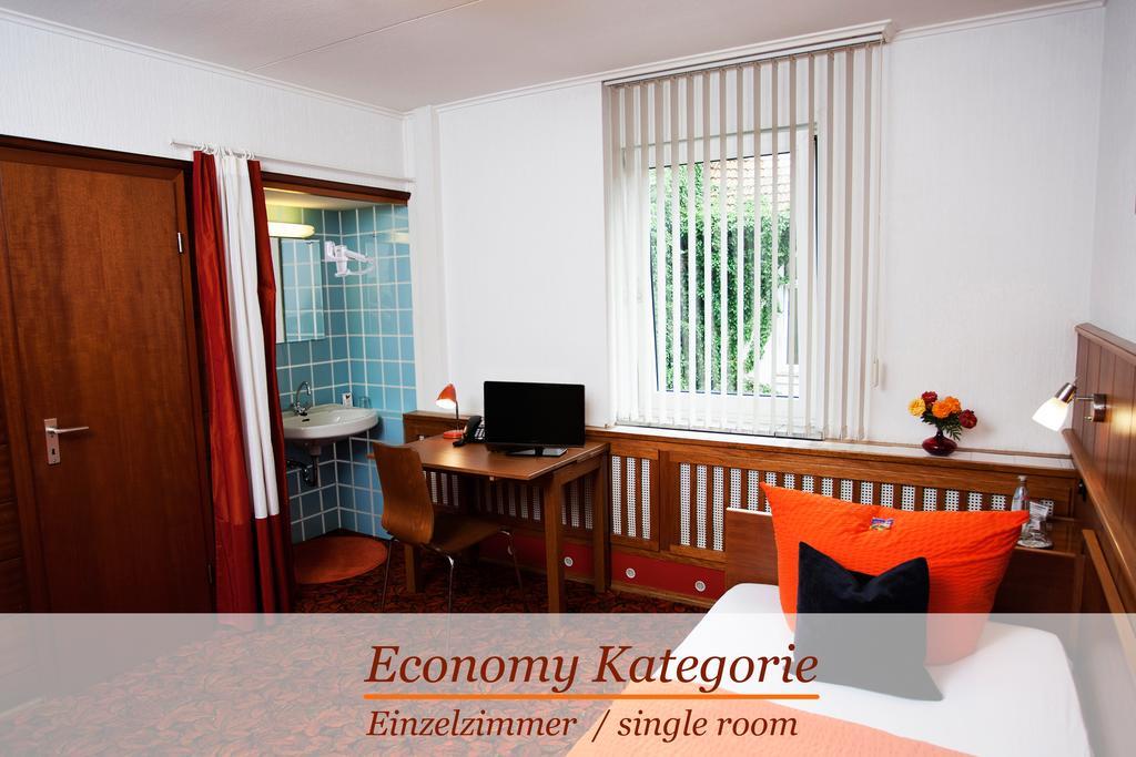 Hotel-Restaurant Wanders Elten Ngoại thất bức ảnh