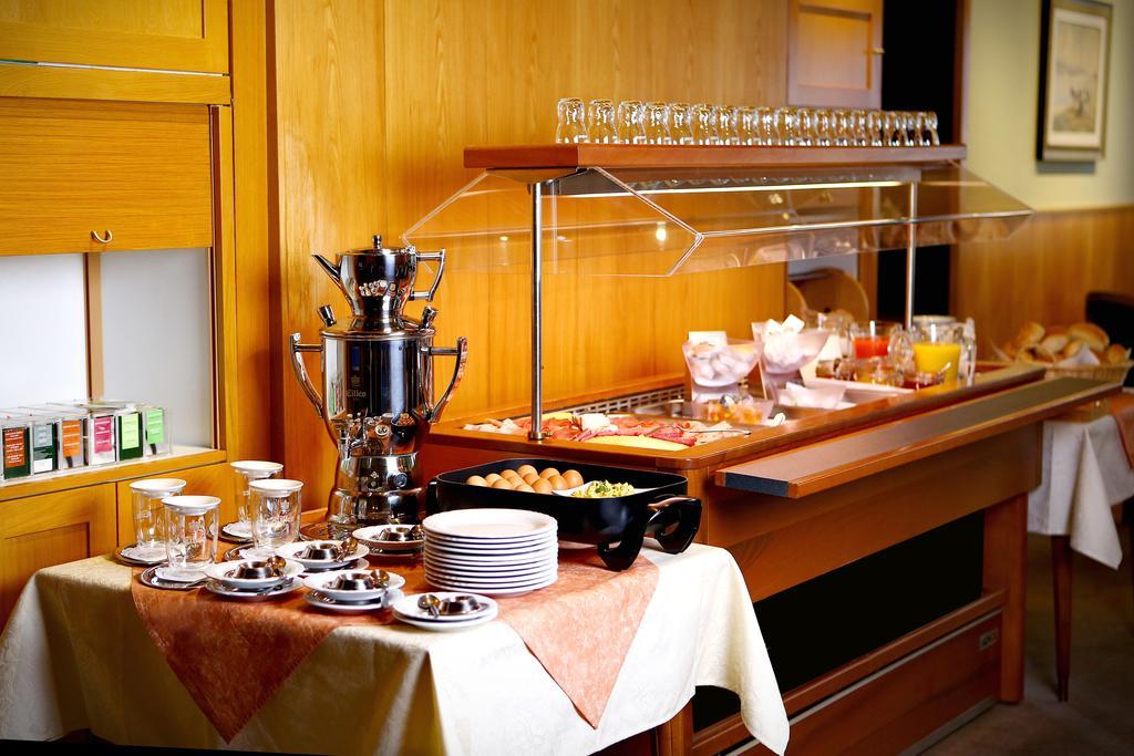 Hotel-Restaurant Wanders Elten Ngoại thất bức ảnh